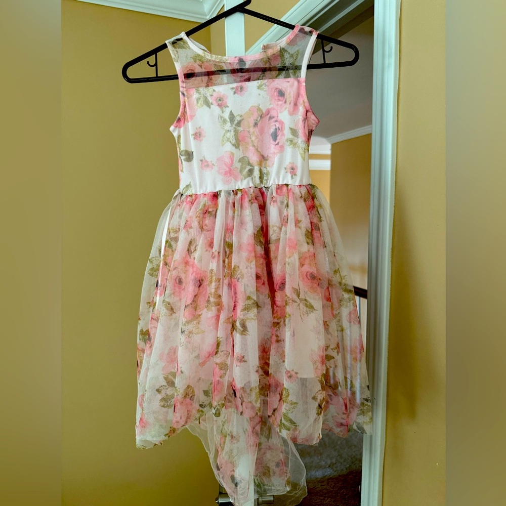 Girls dress